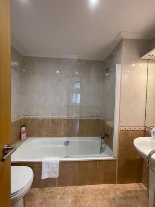 En 3 Hab Wifi Playa A 8 Mins ツ By Rias Baixas Apartament *